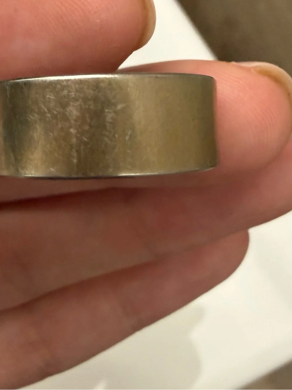 Smart Wearable Ring in Gold and Black